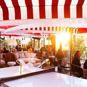 Hotel Mama Shelter West Paris