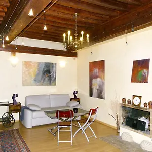  Apartment Vieux Cour Renaissance