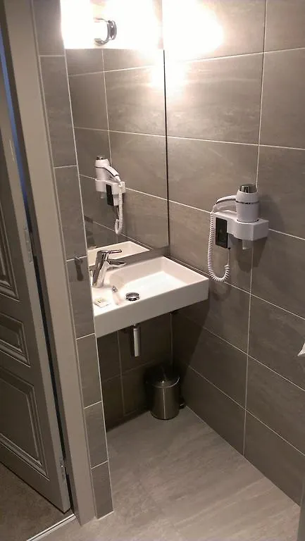 Hotel Vaubecour - Centre Lyon Ainay - Perrache 2*,