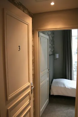 Hotel Vaubecour - Centre Lyon Ainay - Perrache 2*,  France